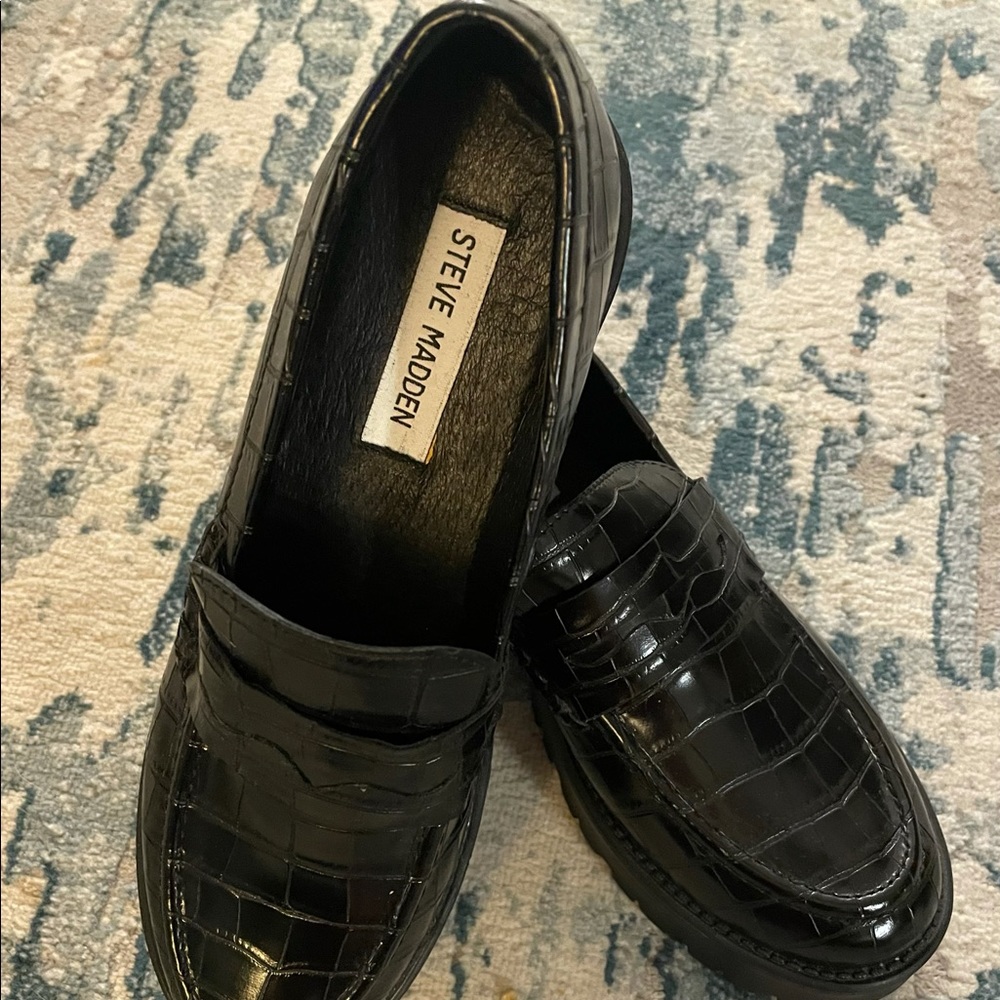 Steve Madden loafers